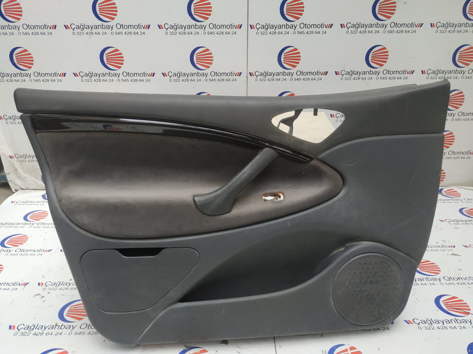 Citroen C5 Sol Ön Kapı Kartonu 2005